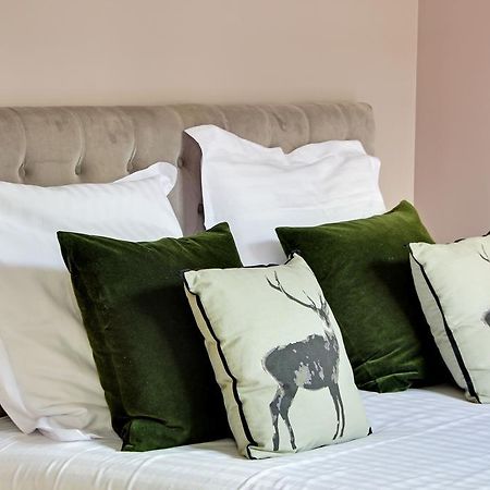باريس Short Stay Group Museum View Serviced Apartments الغرفة الصورة